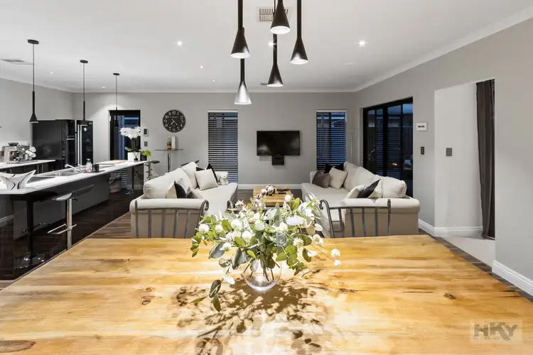 Second view of Homely house listing, 5 Banbury Way, Aveley WA 6069
