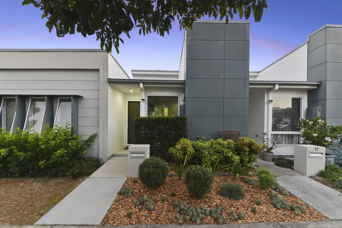 Main view of Homely villa listing, 19 Dorrigo Place, Fitzgibbon QLD 4018