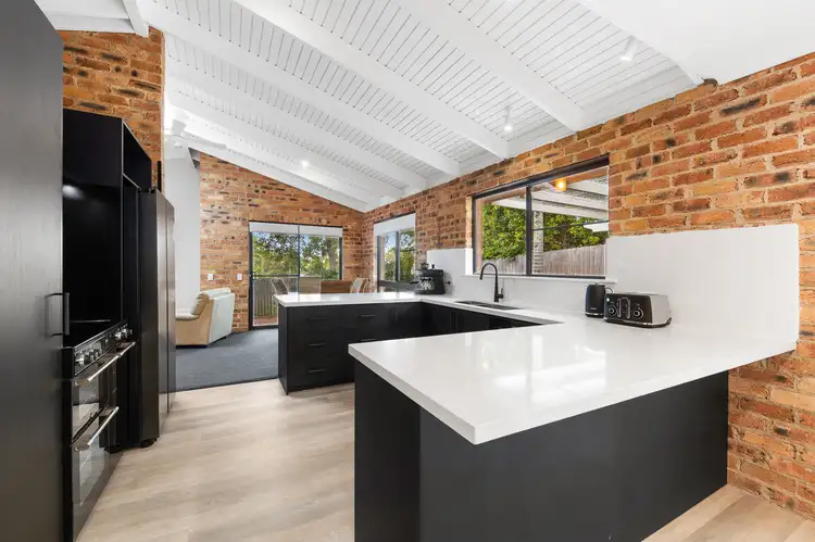 3 Currawong Street, Noosa Heads QLD 4567