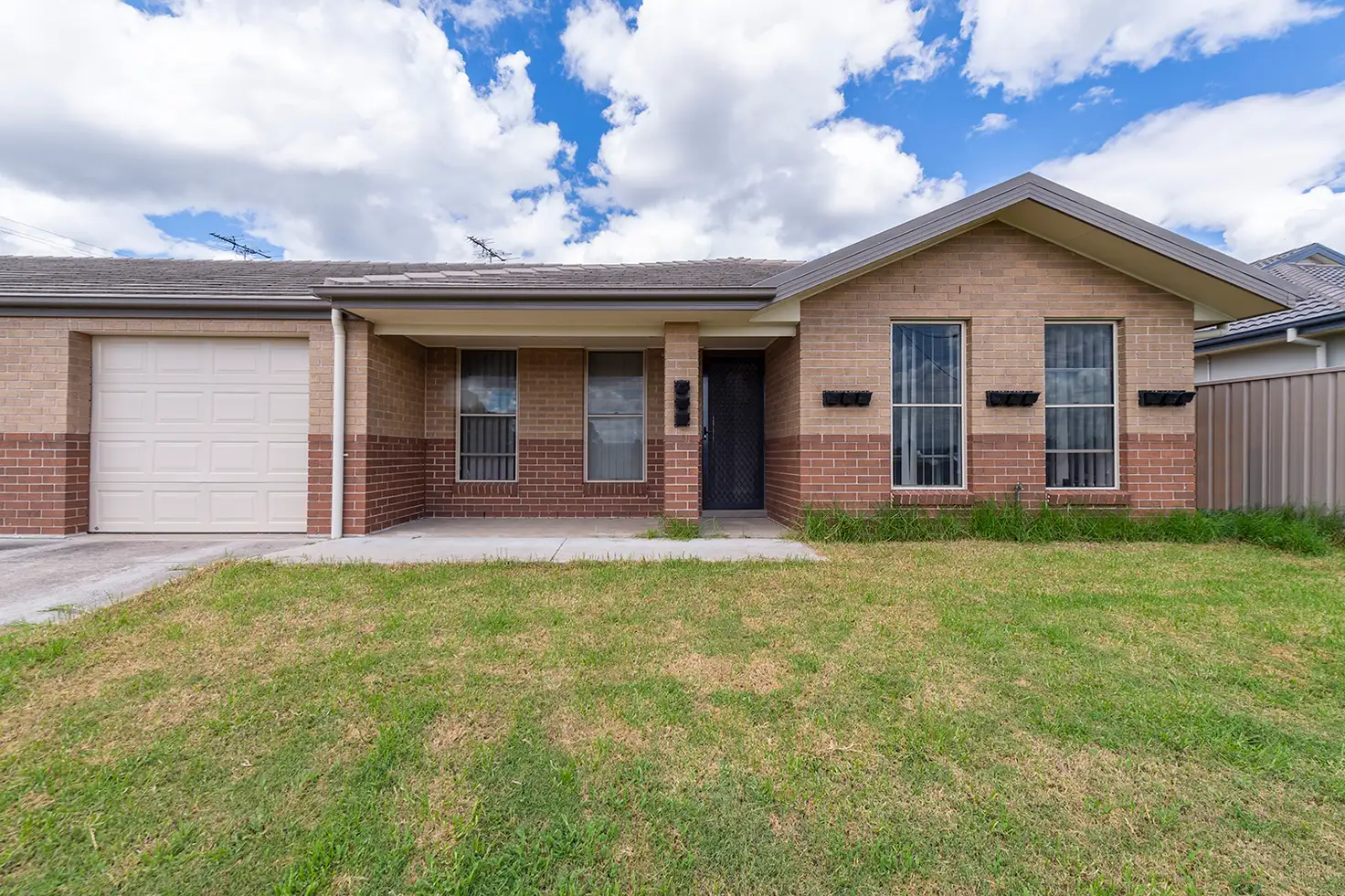 Main view of Homely semi-detached listing, 2/50 Campbell Street, Aberdeen NSW 2336