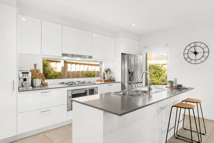 Main view of Homely unit listing, 6/7 Koomaloo Place, Carrum Downs VIC 3201