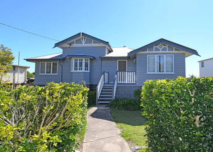 49 Dayman Street, Urangan QLD 4655