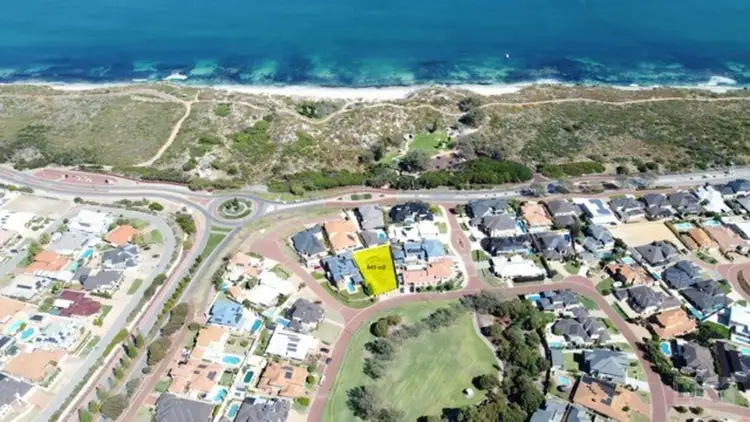 10 Discovery Circuit, Iluka WA 6028