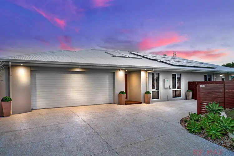 10 Tea Tree Court, Little Mountain QLD 4551