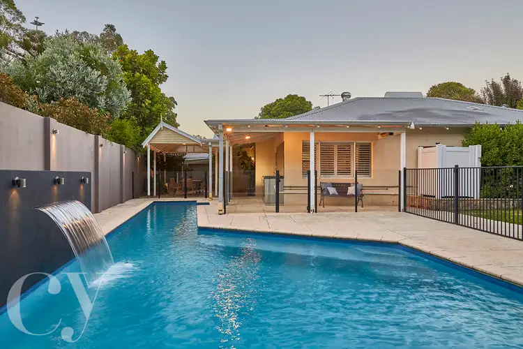 3 Hope Avenue, Salter Point WA 6152