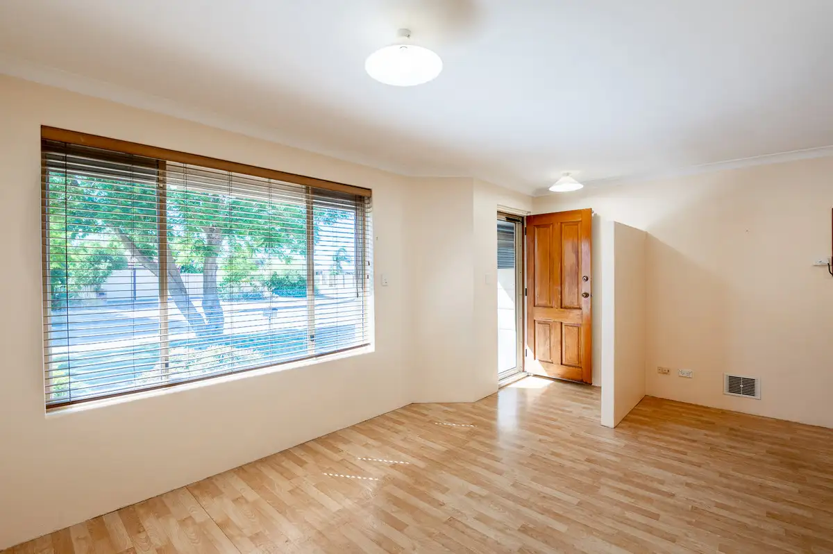 Main view of Homely house listing, 30 Chisholm Circle, Seville Grove WA 6112