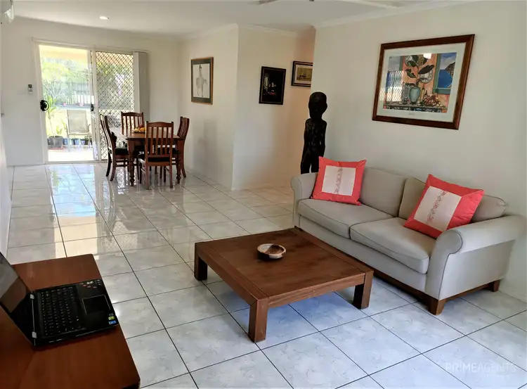 Second view of Homely house listing, 7 Pharlap Court, Point Vernon QLD 4655
