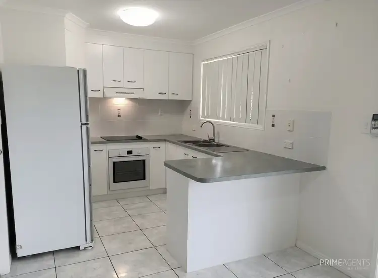 Third view of Homely house listing, 7 Pharlap Court, Point Vernon QLD 4655