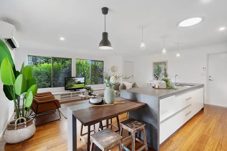 820 Cavendish Road, Holland Park QLD 4121