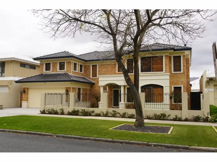 5 Maclennan Road, Applecross WA 6153