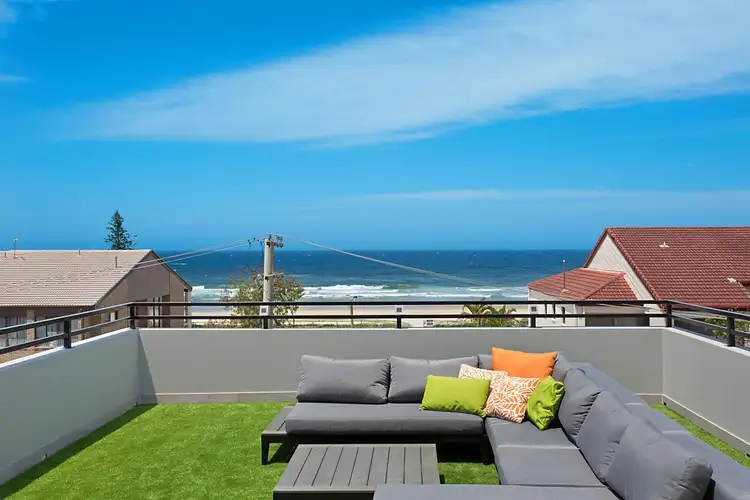 2/26 Nagel Avenue, Miami QLD 4220