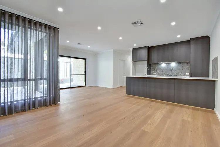 Fourth view of Homely villa listing, 5/16 Myaree Way, Duncraig WA 6023