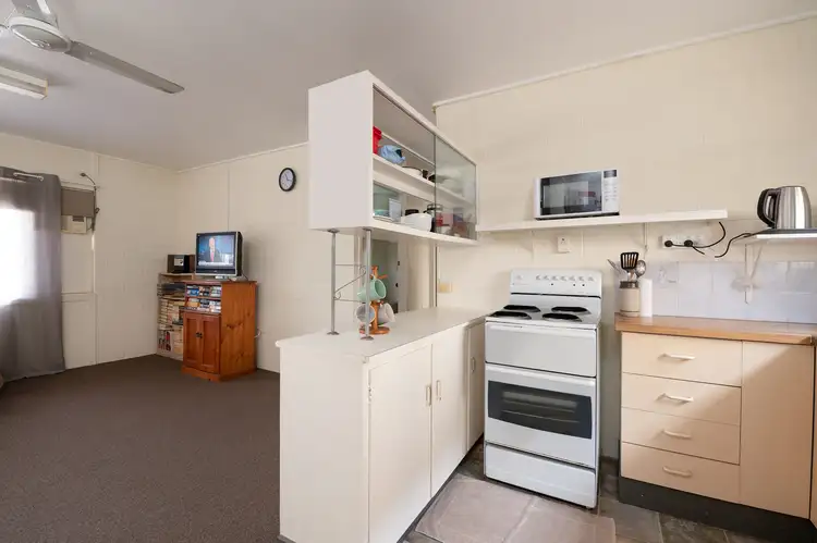 Fifth view of Homely unit listing, 2/41 O'Connell Street, Barney Point QLD 4680