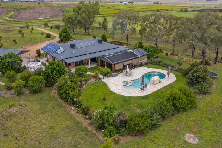 456 Saal Road, Spring Creek QLD 4361