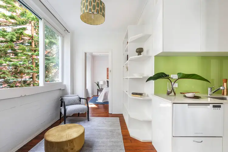 Second view of Homely apartment listing, 5/46 Roslyn Gardens, Rushcutters Bay NSW 2011