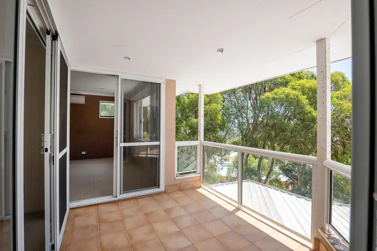 22 Rise Court, Mount Richon WA 6112