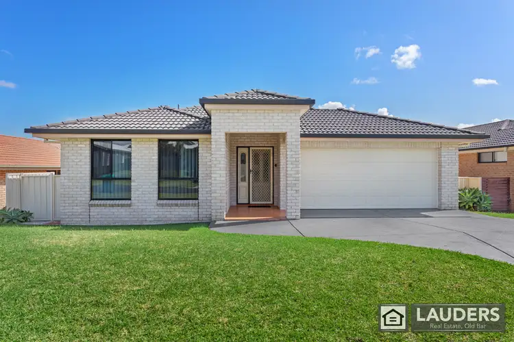 25 Coronation Street, Old Bar NSW 2430