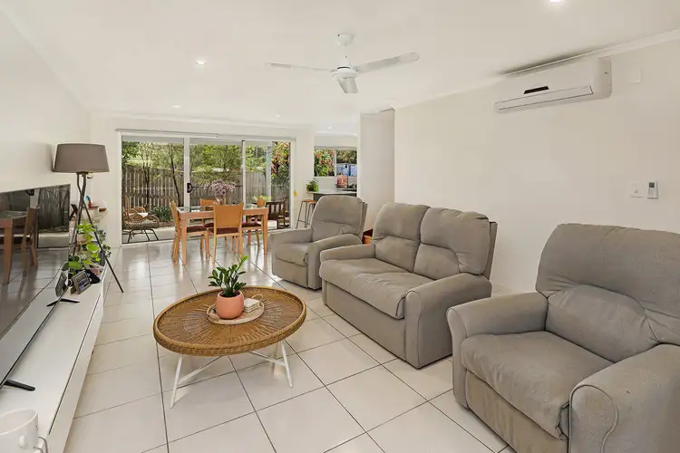 6 Jorl Court