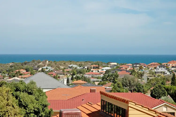 Second view of Homely house listing, 7 Gemini Rise, Ocean Reef WA 6027