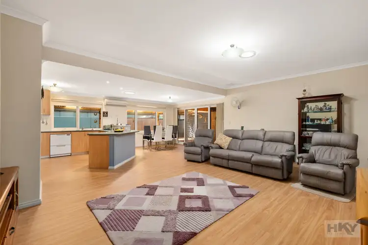 Sixth view of Homely house listing, 10 Pirianda Way, Aveley WA 6069