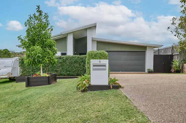 5 Cradle Drive, New Auckland QLD 4680