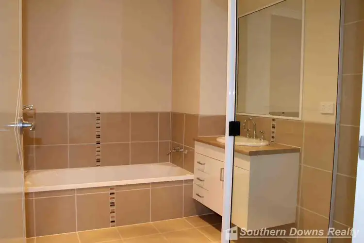 Third view of Homely unit listing, 4/2 Redgwell Street, Warwick QLD 4370