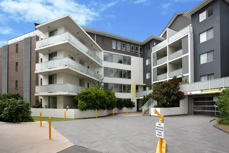 19/43 Santana Road, Campbelltown NSW 2560