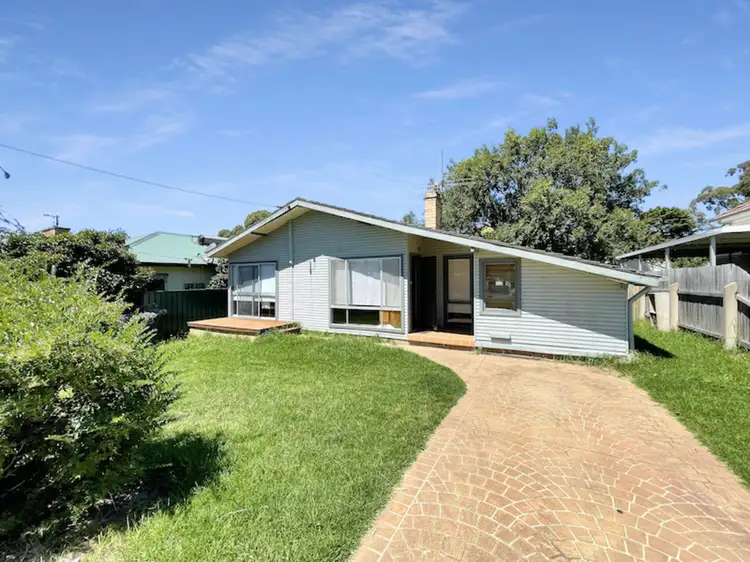 32 Garfield Avenue, Goulburn NSW 2580