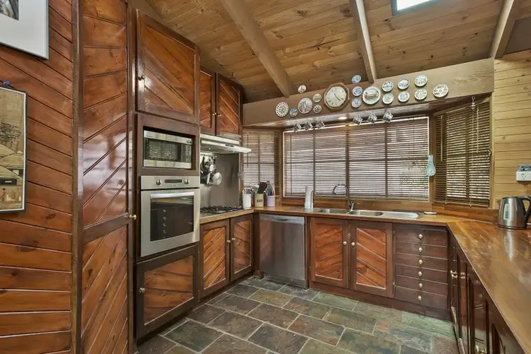 Fifth view of Homely house listing, 16 Bundara Crescent, Mount Eliza VIC 3930