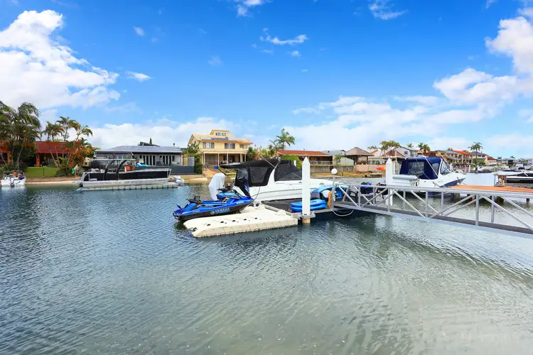 66 oxley Drive, Paradise Point QLD 4216