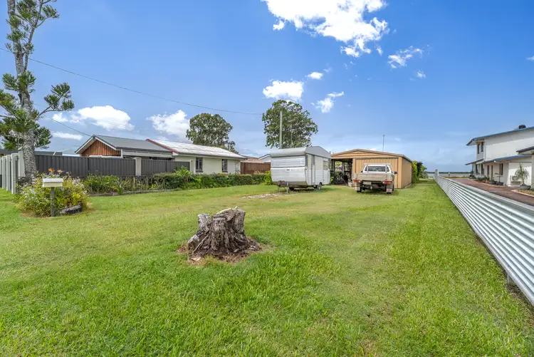 Second view of Homely house listing, 38 Warana Avenue, Steiglitz QLD 4207