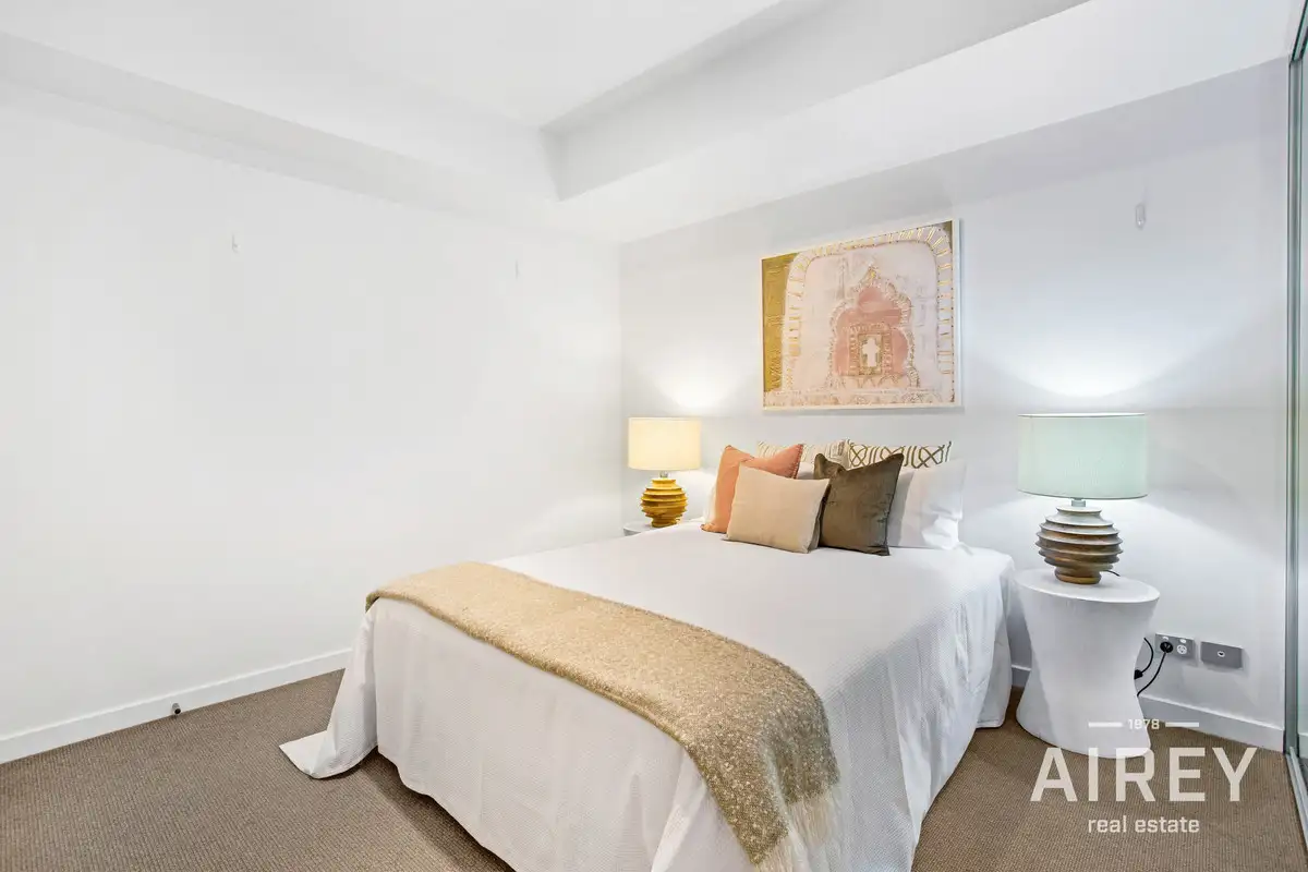 Main view of Homely unit listing, 1/7 Davies Road, Claremont WA 6010