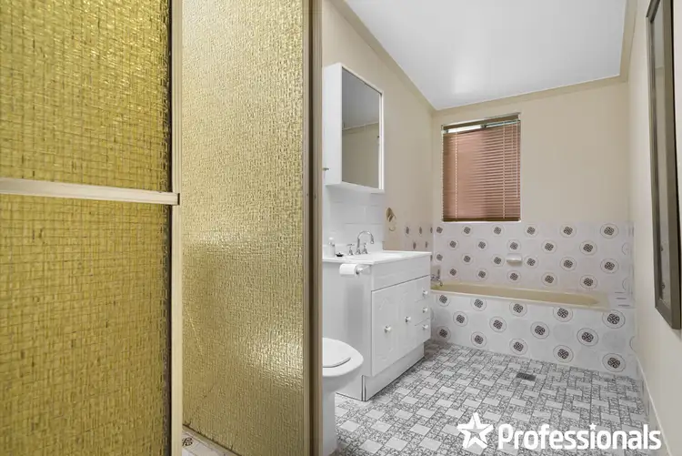 Sixth view of Homely house listing, 16 Pacific Way, West Bathurst NSW 2795