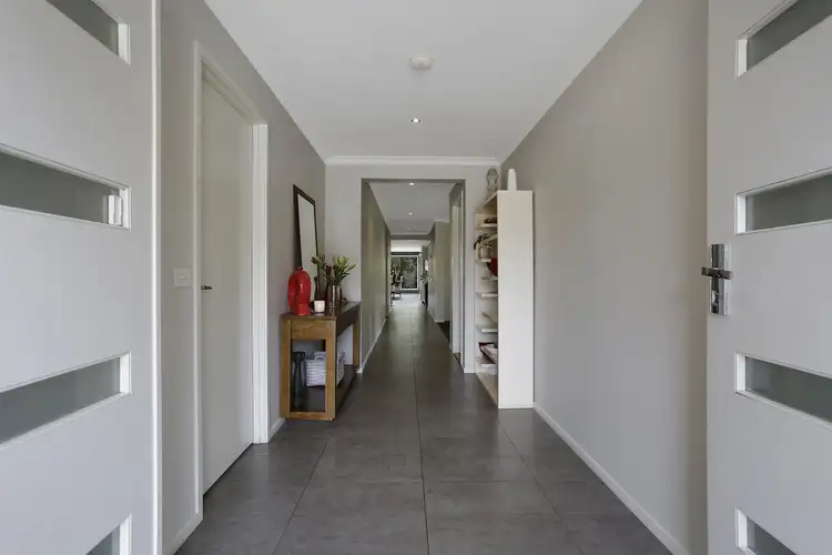 Second view of Homely house listing, 7 Wendy Place, Warrnambool VIC 3280