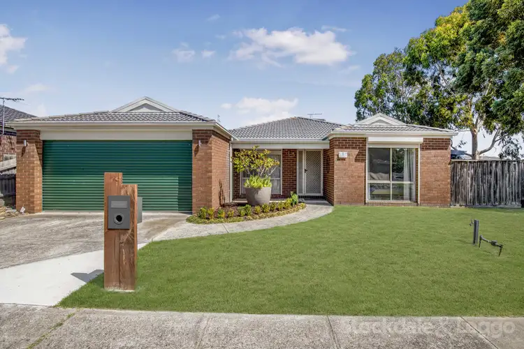 1 Hope Court, Cranbourne West VIC 3977