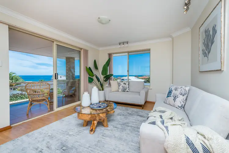 Sixth view of Homely house listing, 43 Bacchante Circle, Ocean Reef WA 6027
