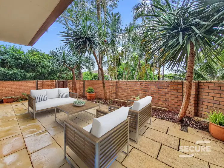 4/8 Carr Street, St Lucia QLD 4067