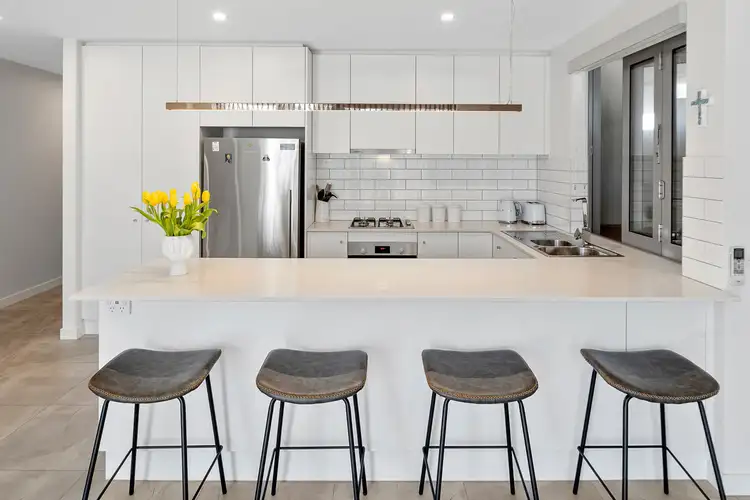 2/211-212 Nepean Highway, Seaford VIC 3198