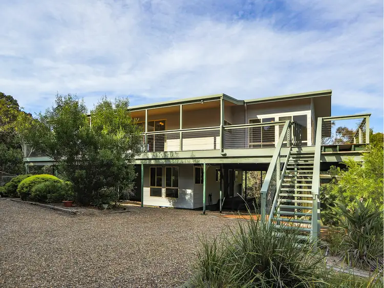 414 National Park Road, Loch Sport VIC 3851