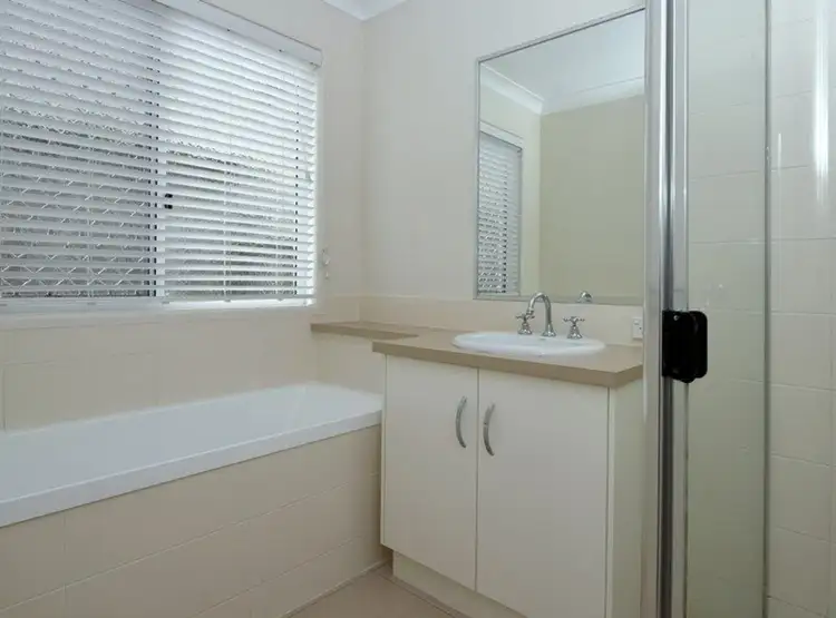Sixth view of Homely unit listing, 2/62 Ramsay Street, Centenary Heights QLD 4350