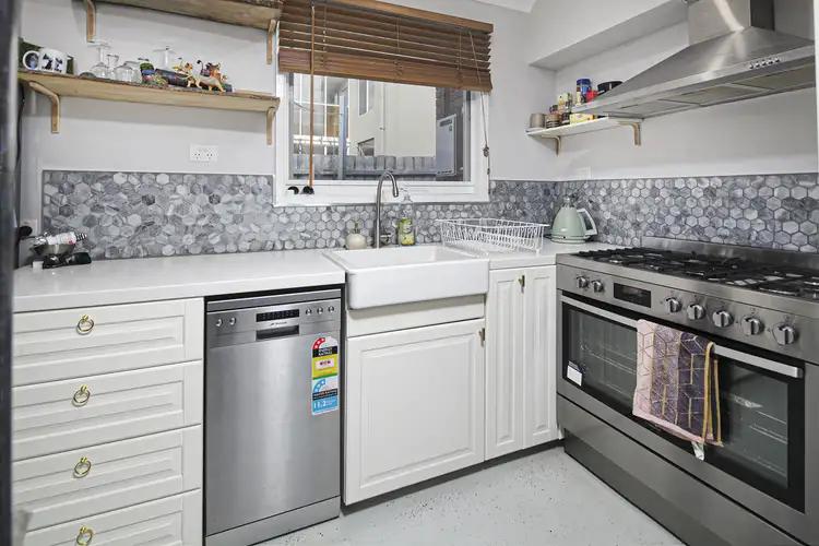 Sixth view of Homely unit listing, 8/281-282 Nepean Highway, Seaford VIC 3198