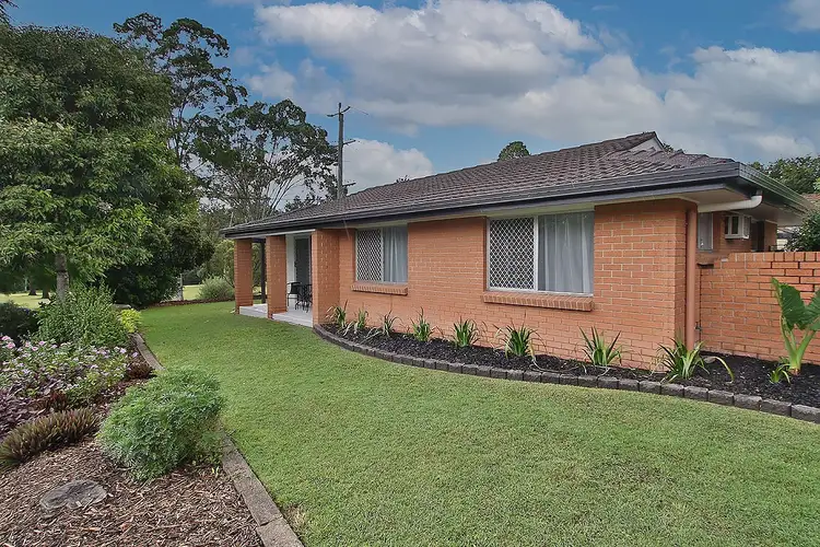 Second view of Homely house listing, 2 Whissen Court, Collingwood Park QLD 4301