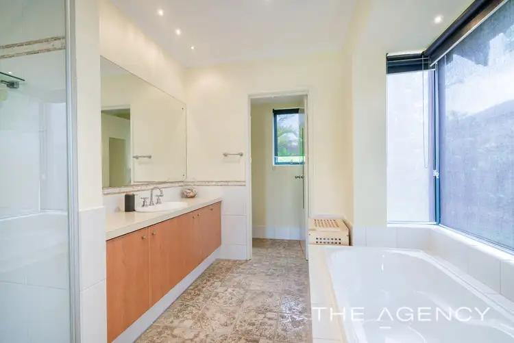 Sixth view of Homely house listing, 4 Harvest Lakes Boulevard, Atwell WA 6164
