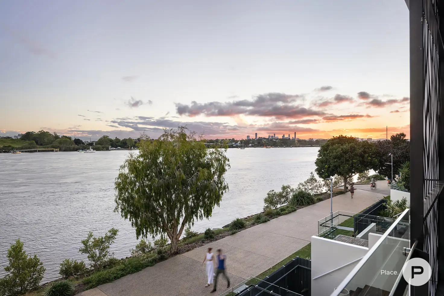 Main view of Homely house listing, 5/102 Parkside Circuit, Hamilton QLD 4007