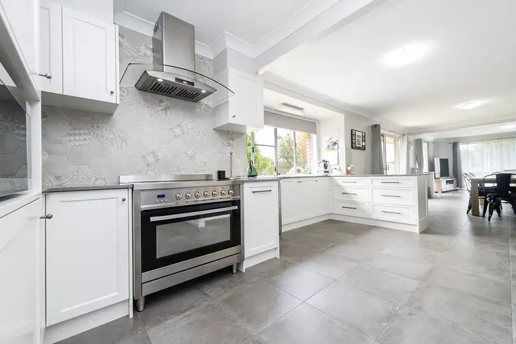 Fifth view of Homely house listing, 18 Shannon Close, Aberdeen NSW 2336