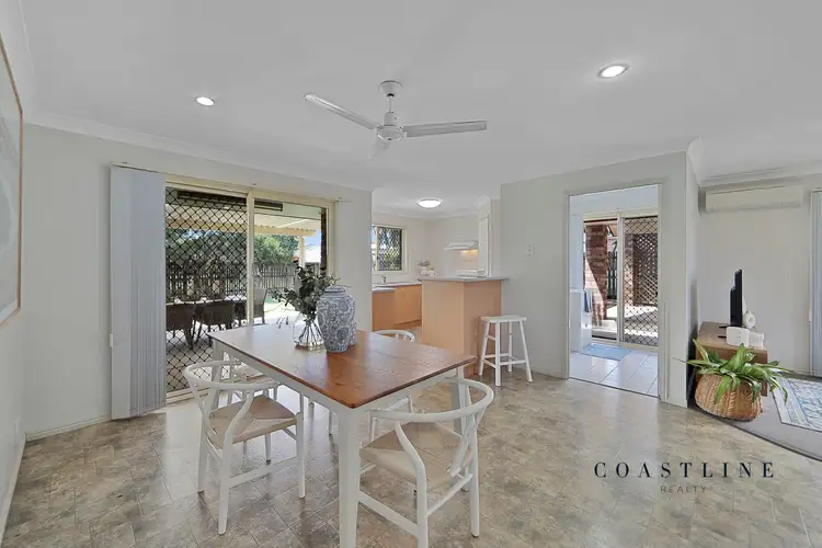 Third view of Homely house listing, 32 Westview Tce, Avoca QLD 4670