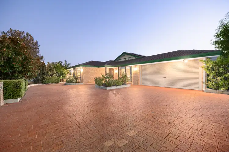72 Eucalyptus Boulevard, Canning Vale WA 6155