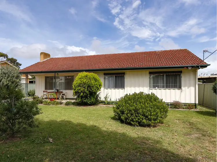 26 Dawson Street, Stratford VIC 3862