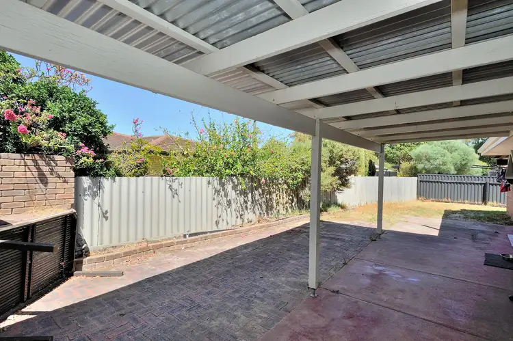 Fourth view of Homely house listing, 1 Moir Place, Midvale WA 6056