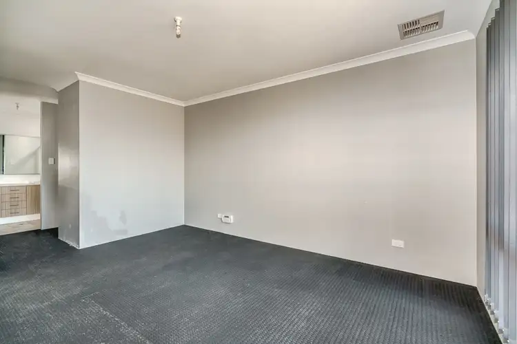 Sixth view of Homely house listing, 7 Strood Court, Wellard WA 6170